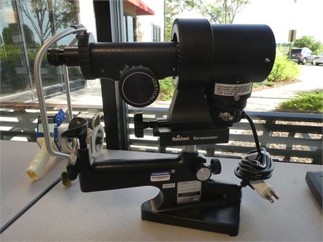 Reichert Keratometer Ophthalmic Model 12990 S/N 13404-2 BACO757 120V 30-50Hz